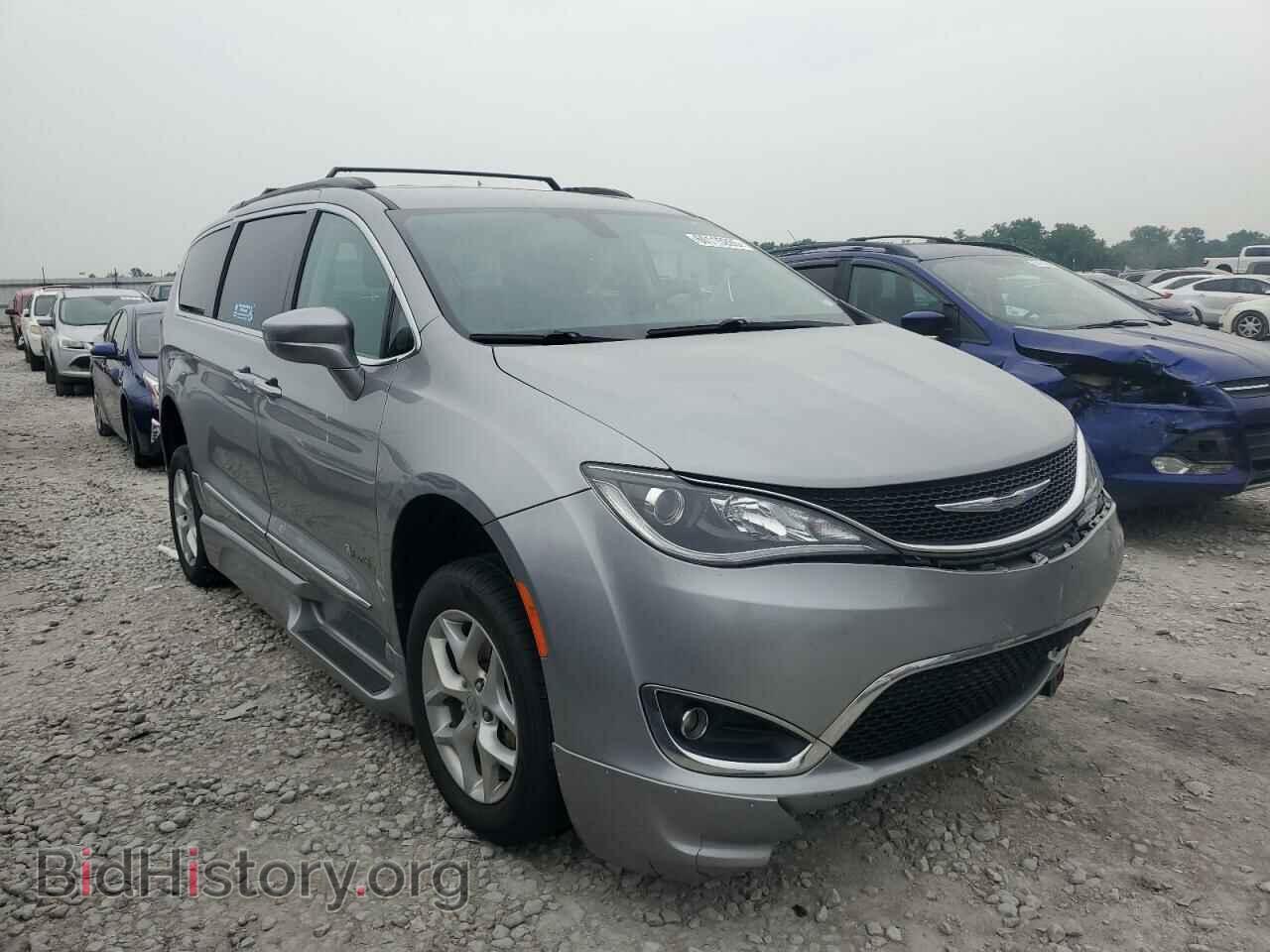 2017 CHRYSLER PACIFICA - VIN: 2C4RC1BG2HR668687 - Photo 4