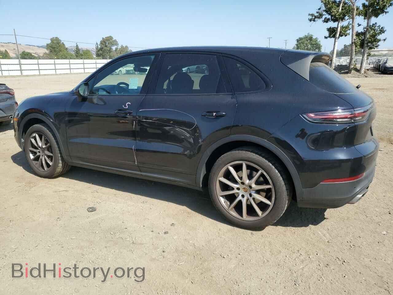 2019 PORSCHE CAYENNE - VIN: WP1AA2AY3KDA08539 - Photo 2
