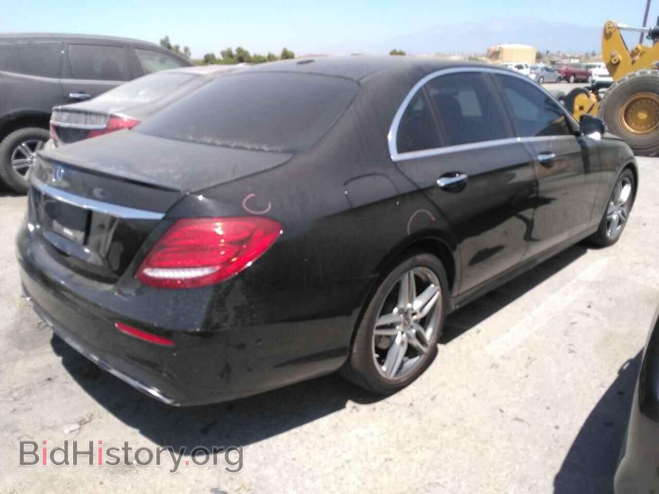 2018 MERCEDES-BENZ E-CLASS - VIN: WDDZF4JB5JA368933 - Фото 3