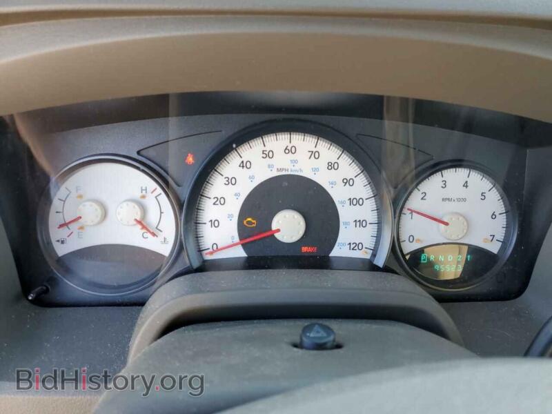 2010 Dodge DAKOTA (VIN 1D7CE3BK2AS107111) — photo 9 of 12