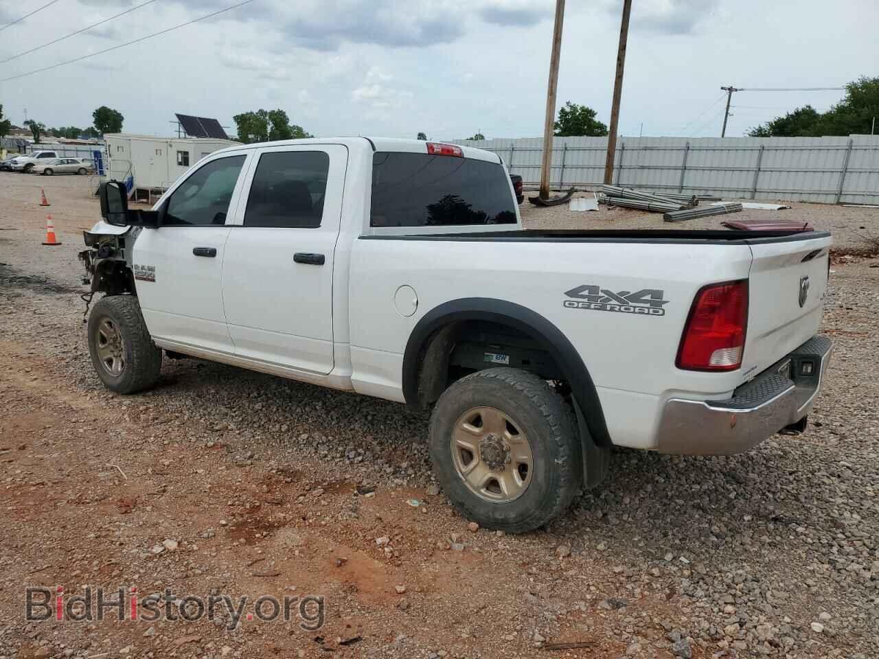 2018 RAM All Models - VIN: 3C6UR5CLXJG296501 - Photo 2
