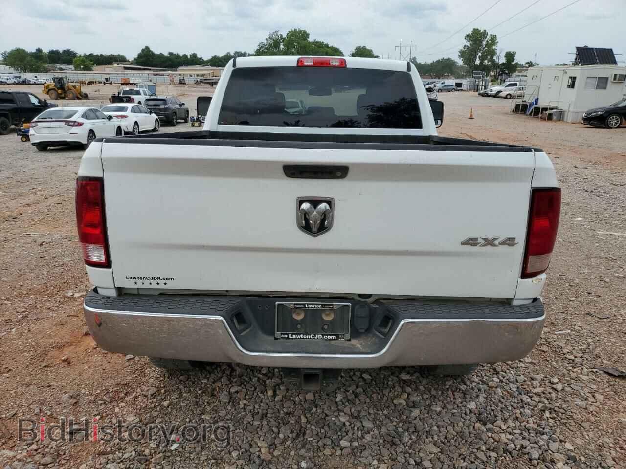2018 RAM All Models - VIN: 3C6UR5CLXJG296501 - Photo 6