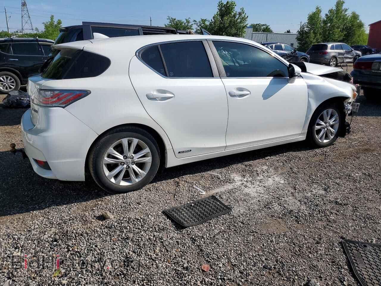 2014 LEXUS CT 200 - VIN: JTHKD5BH8E2182098 - Фото 3