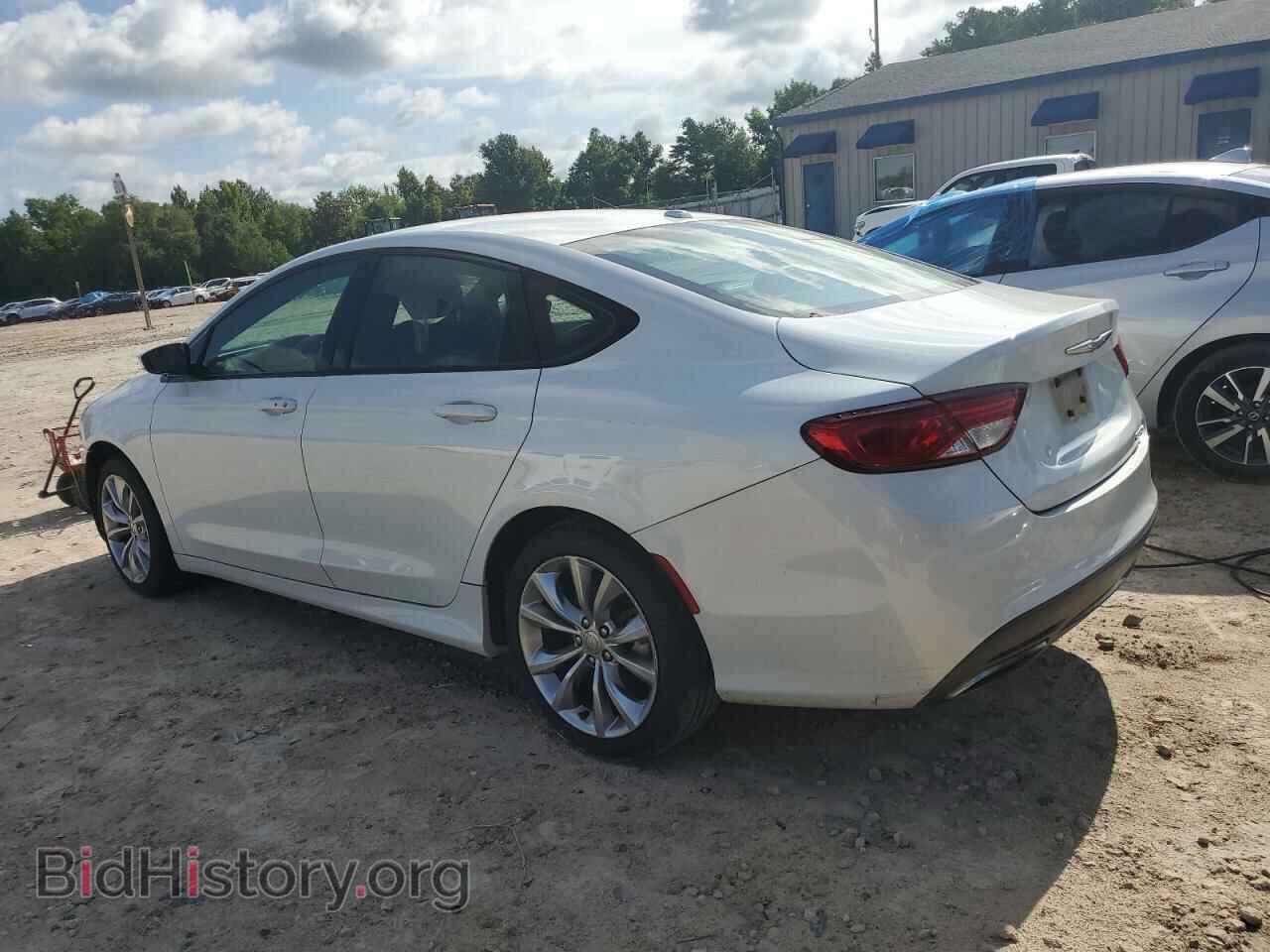 2015 CHRYSLER 200 - VIN: 1C3CCCBBXFN716893 - Фото 2