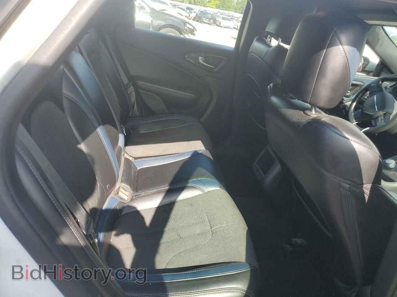 2015 CHRYSLER 200 - VIN: 1C3CCCBBXFN716893 - Фото 10