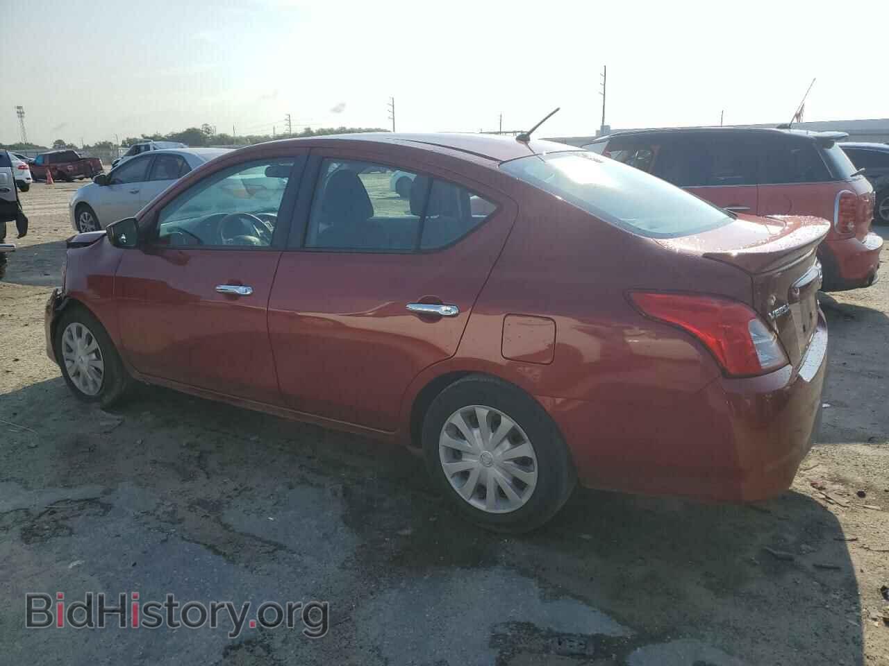 2016 NISSAN VERSA - VIN: 3N1CN7AP2GL852630 - Фото 2
