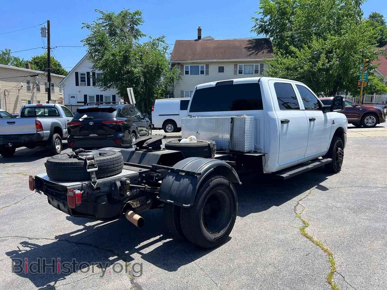 2023 RAM 3500 - VIN: 3C7WRTCLXPG513448 - Photo 3