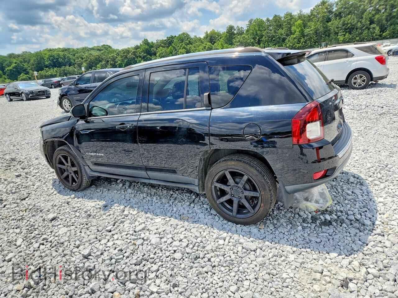 2014 JEEP COMPASS - VIN: 1C4NJCEA4ED785693 - Photo 2