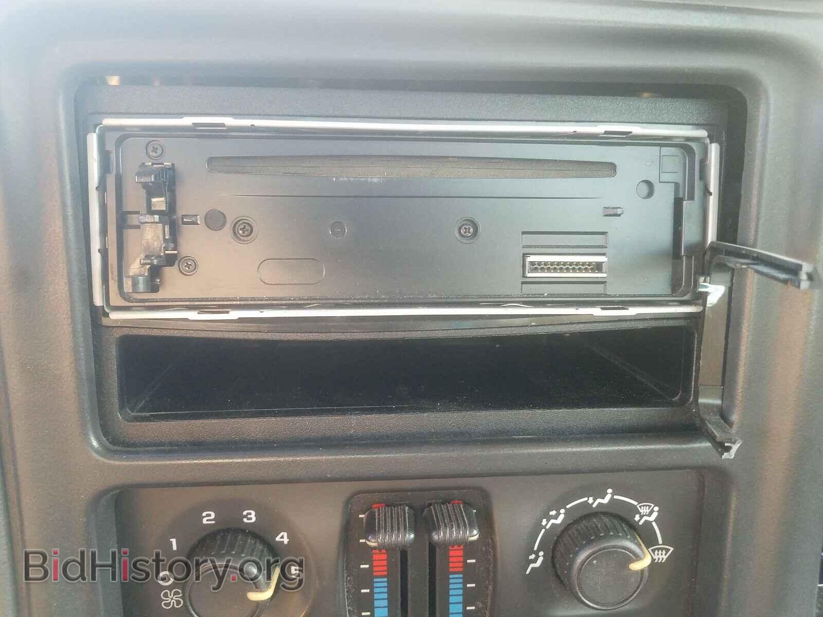 2006 GMC SIERRA - VIN: 3GTEC14V76G140270 - Фото 9
