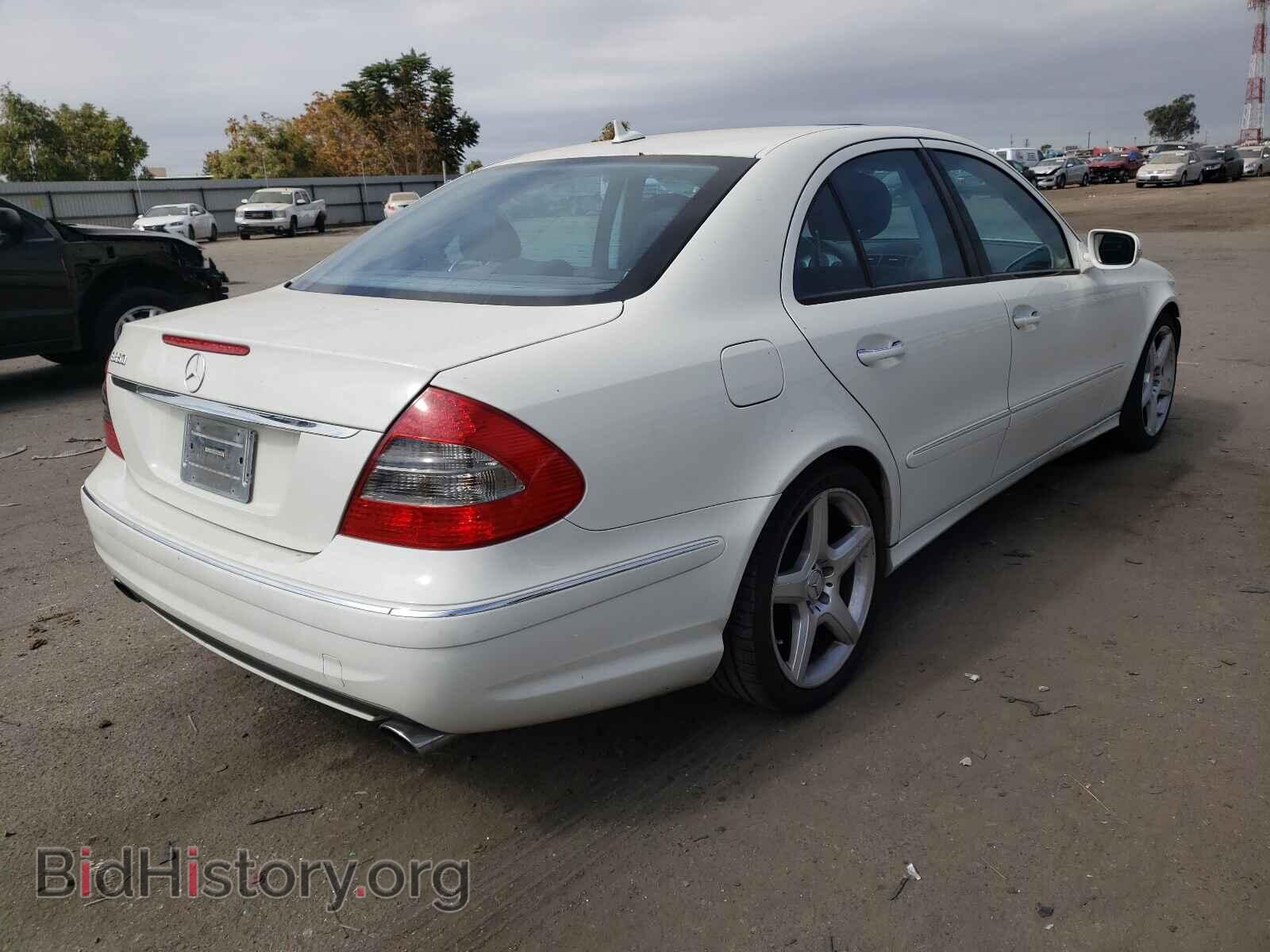 2009 MERCEDES-BENZ E-CLASS - VIN: WDBUF56X19B426734 - Фото 4