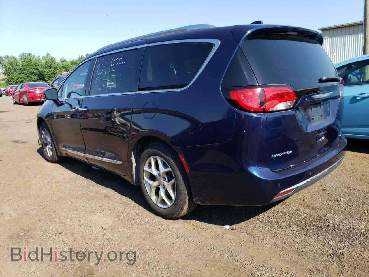 2017 CHRYSLER PACIFICA - VIN: 2C4RC1EG1HR763558 - Photo 2