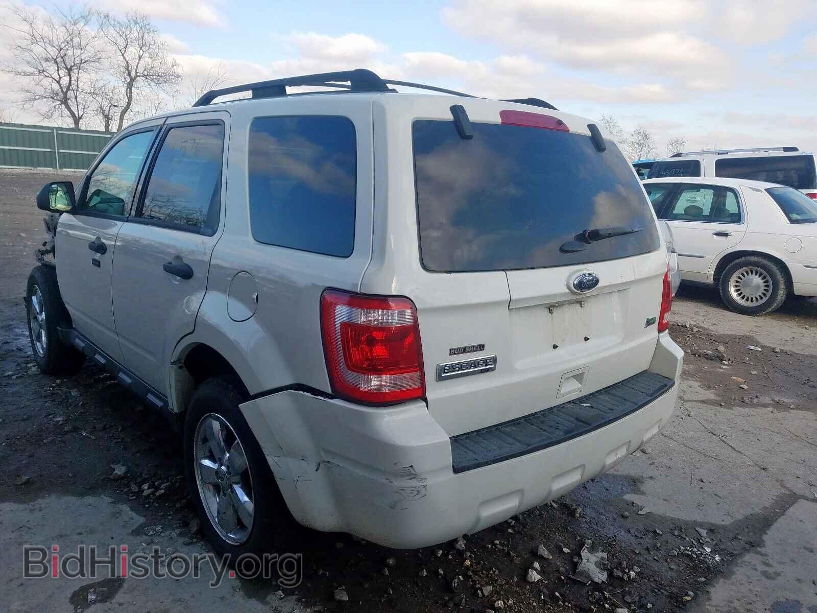 2011 FORD ESCAPE - VIN: 1FMCU9DGXBKB57504 - Фото 3