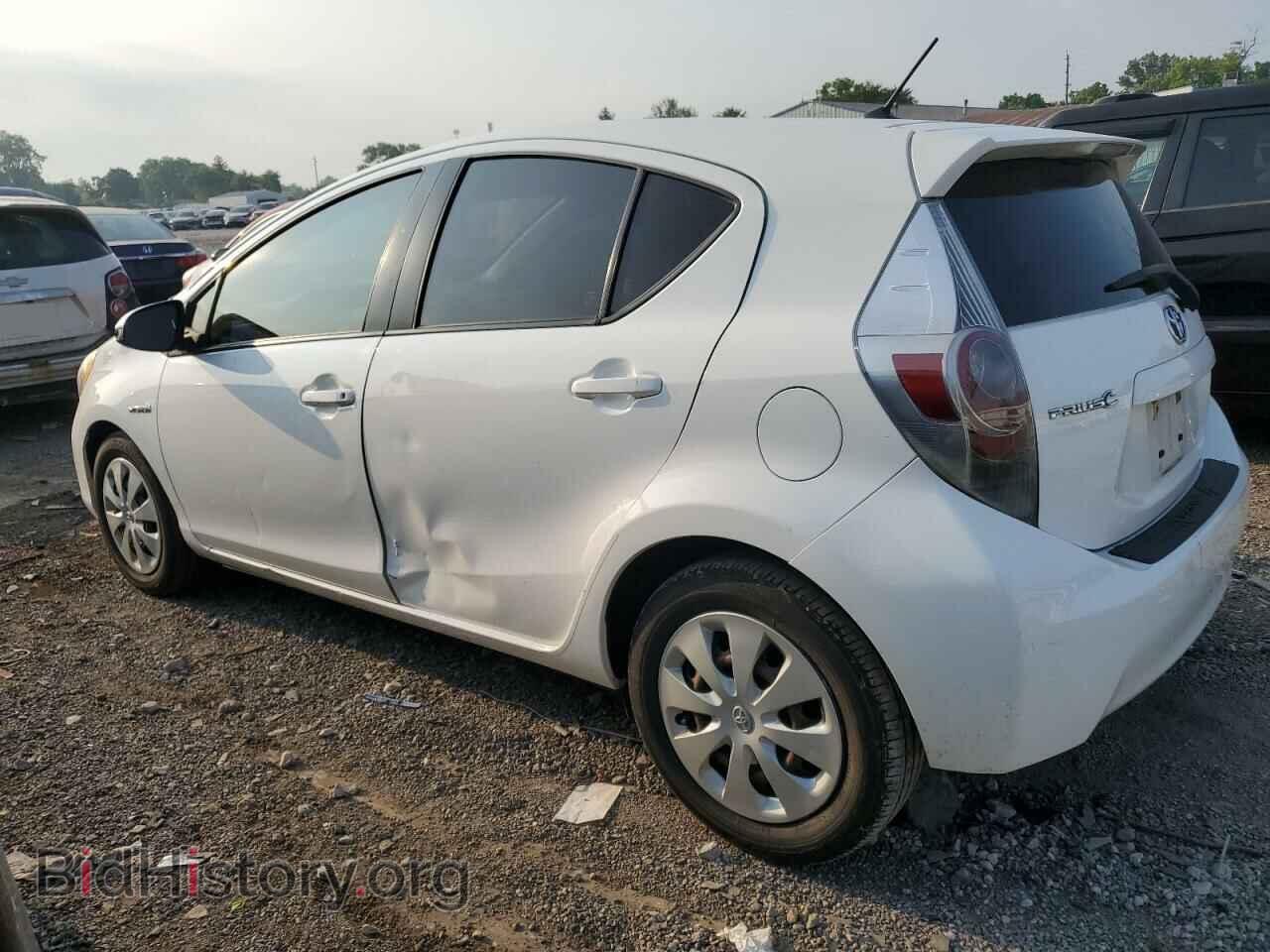 2012 TOYOTA PRIUS - VIN: JTDKDTB34C1513708 - Фото 2