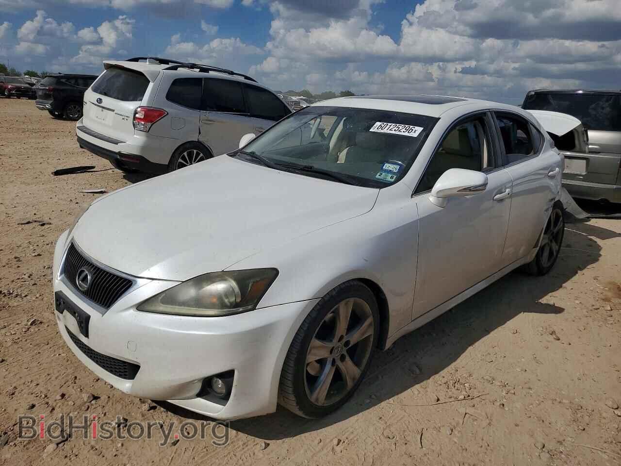 Photo JTHBF5C29B5133815 - LEXUS IS 2011