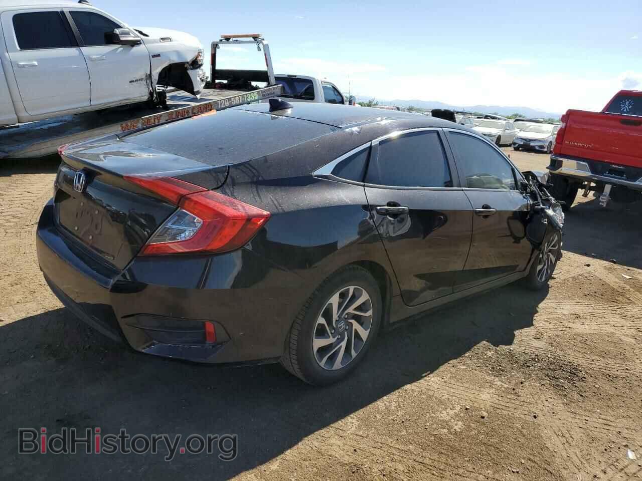 2017 HONDA CIVIC - VIN: 19XFC2F77HE015888 - Фото 3