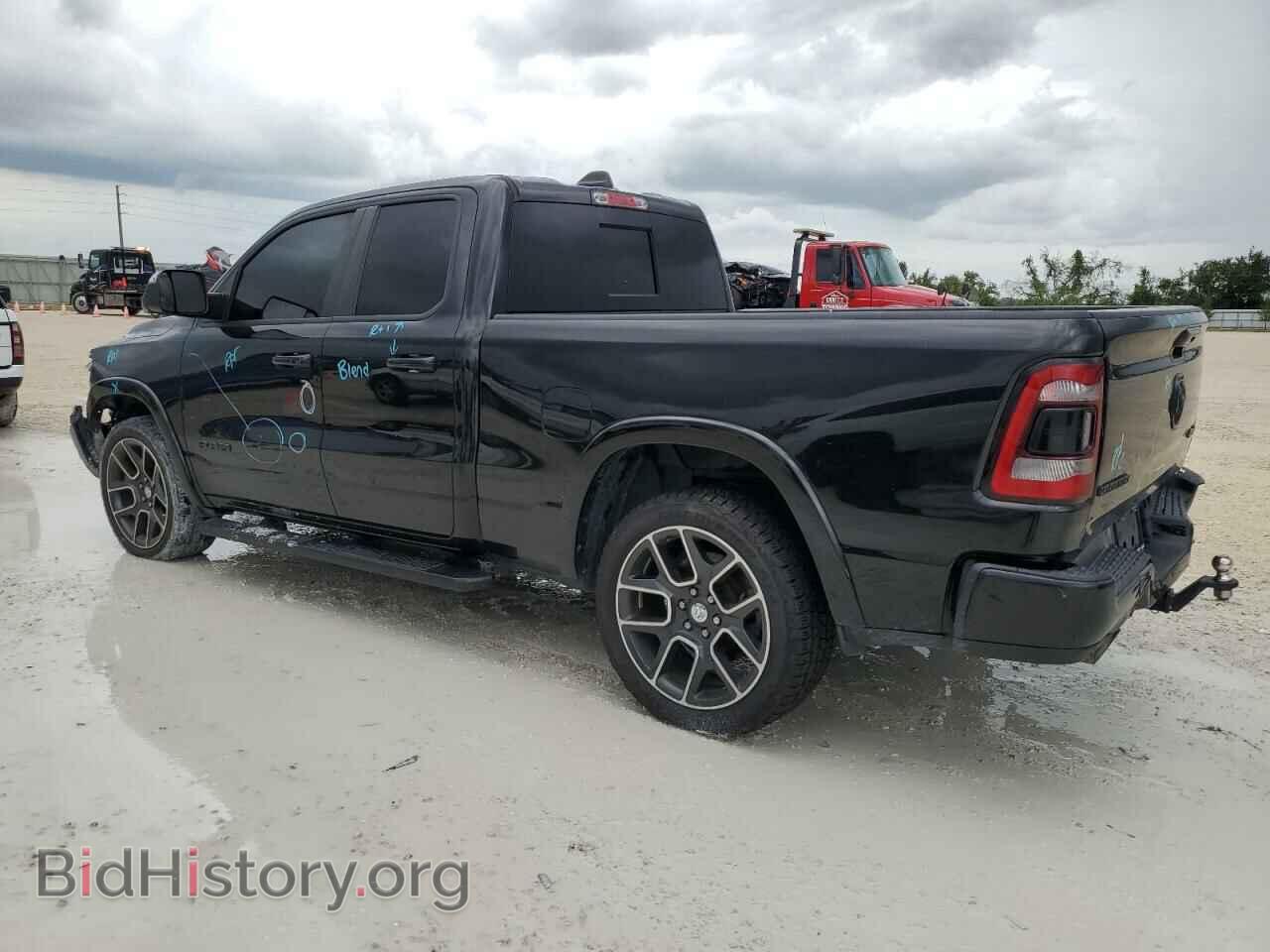 2019 RAM 1500 - VIN: 1C6SRFDT2KN796186 - Фото 2