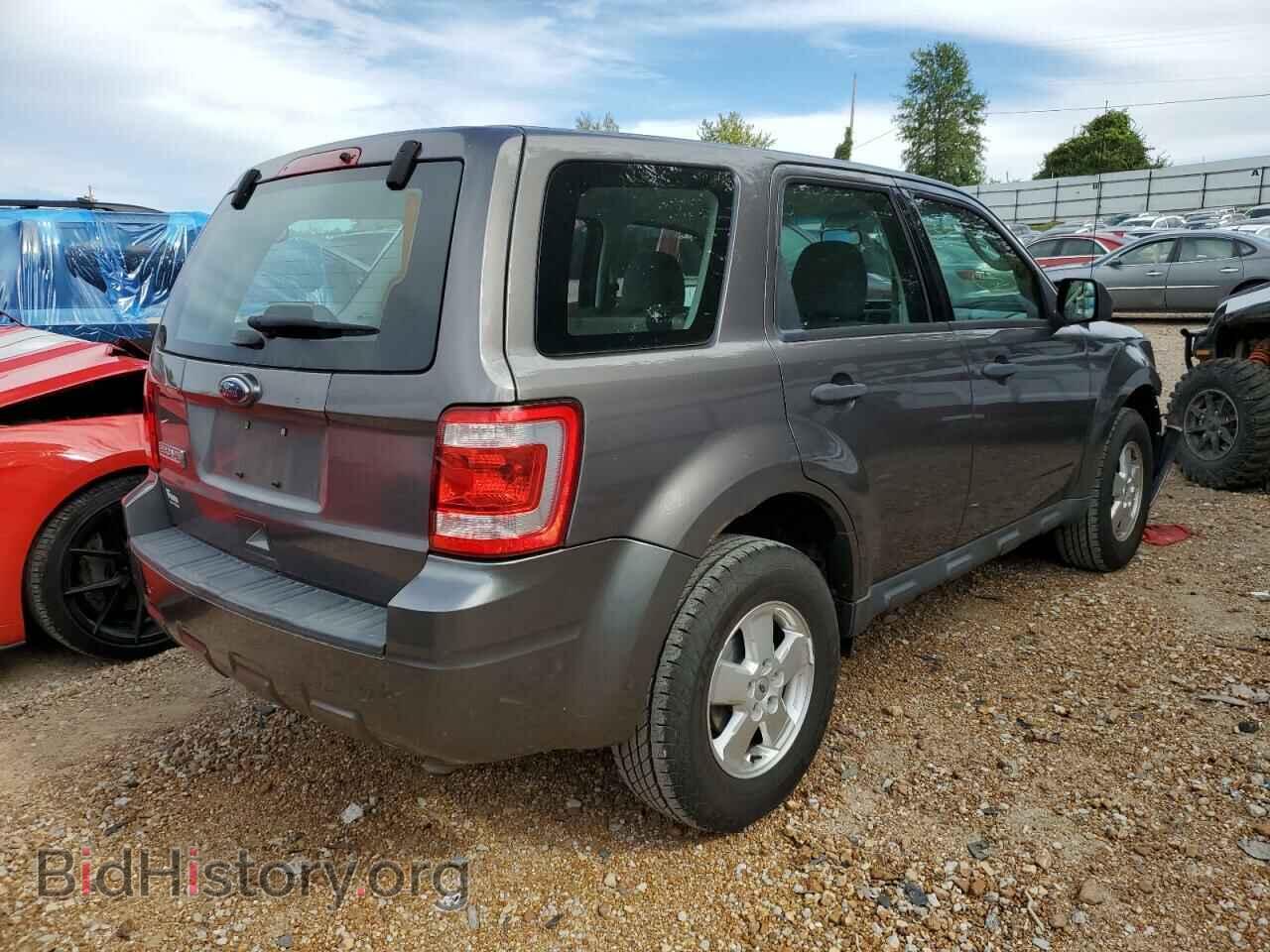 2011 FORD ESCAPE - VIN: 1FMCU0C74BKB21952 - Фото 4