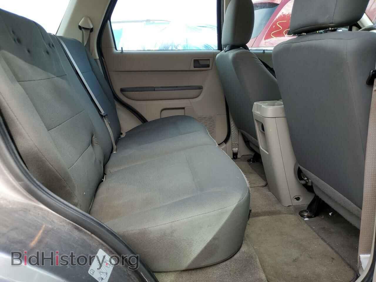 2011 FORD ESCAPE - VIN: 1FMCU0C74BKB21952 - Фото 6