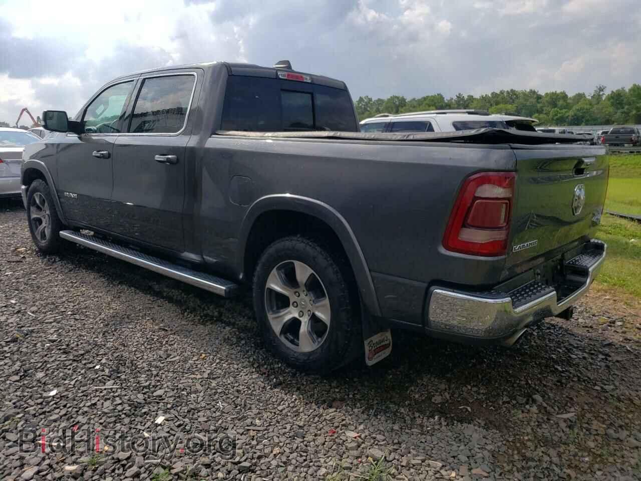 2019 RAM 1500 - VIN: 1C6SRFRT1KN637197 - Фото 2