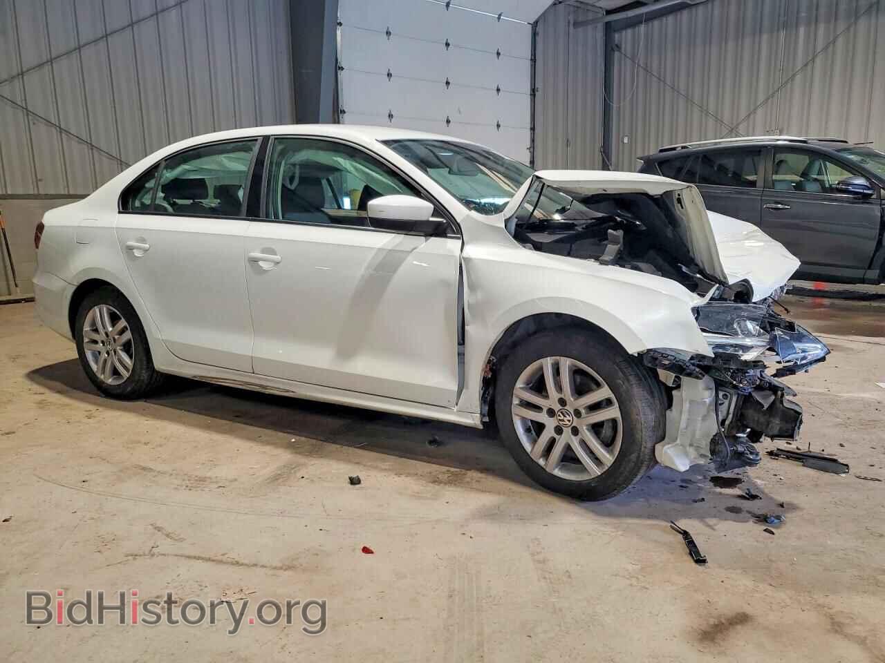 2017 VOLKSWAGEN JETTA - VIN: 3VW2B7AJ2HM226209 - Photo 4