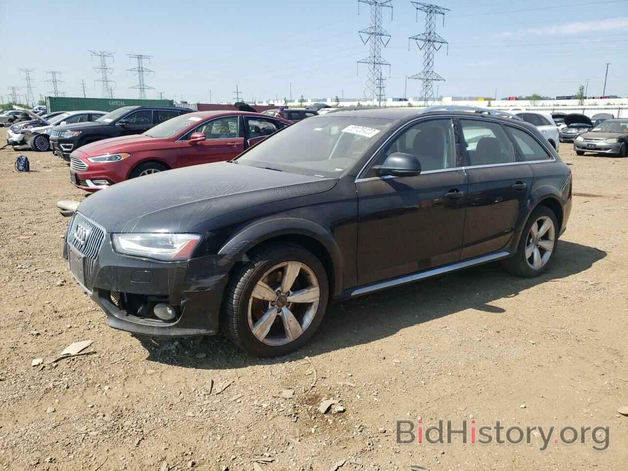 Фотография WA1VFAFL7DA067197 - AUDI A4 2013