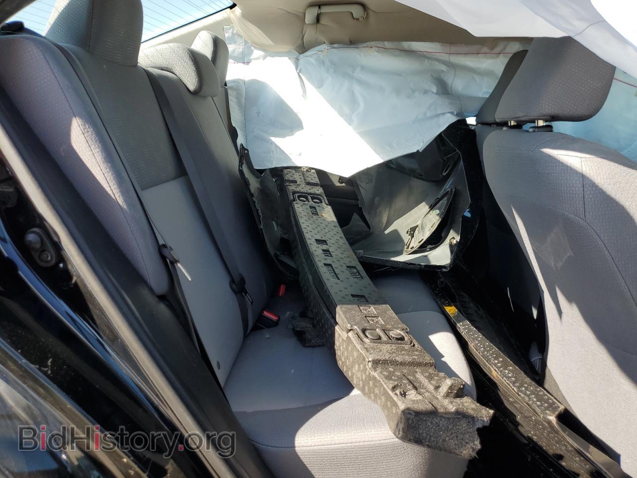 2017 TOYOTA COROLLA - VIN: 5YFBURHE2HP692815 - Фото 6
