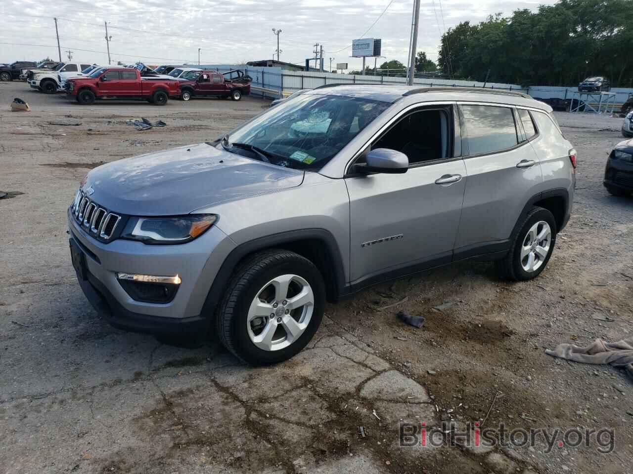 Photo 3C4NJDBB2JT493130 - JEEP COMPASS 2018