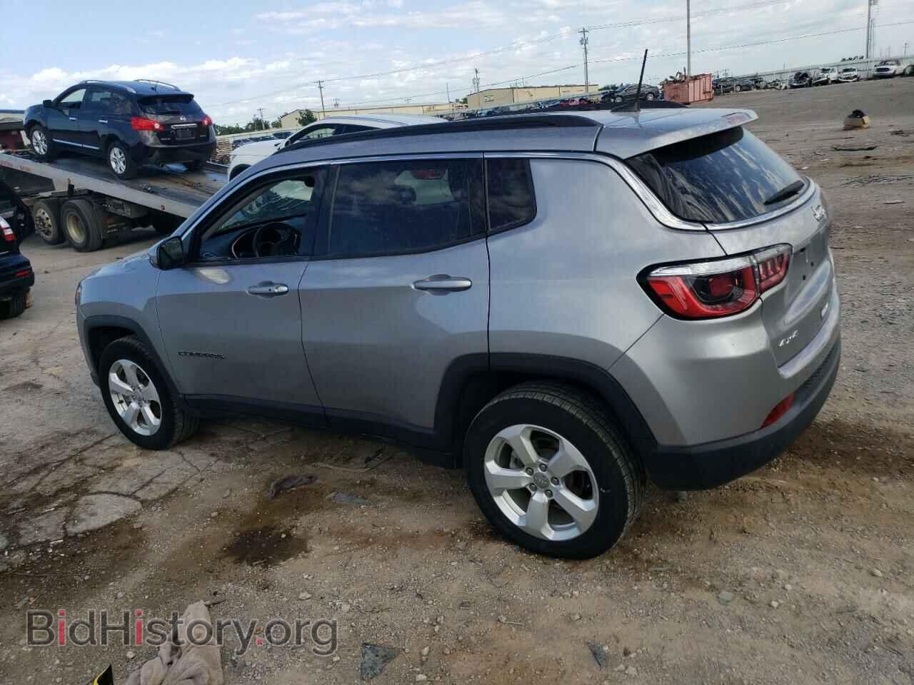 2018 JEEP COMPASS - VIN: 3C4NJDBB2JT493130 - Фото 2