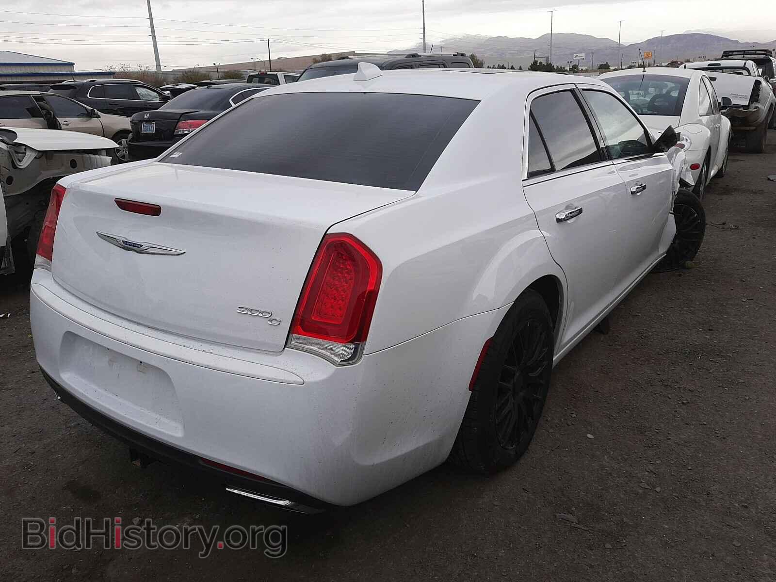2017 CHRYSLER 300 - VIN: 2C3CCAEG8HH570968 - Фото 4