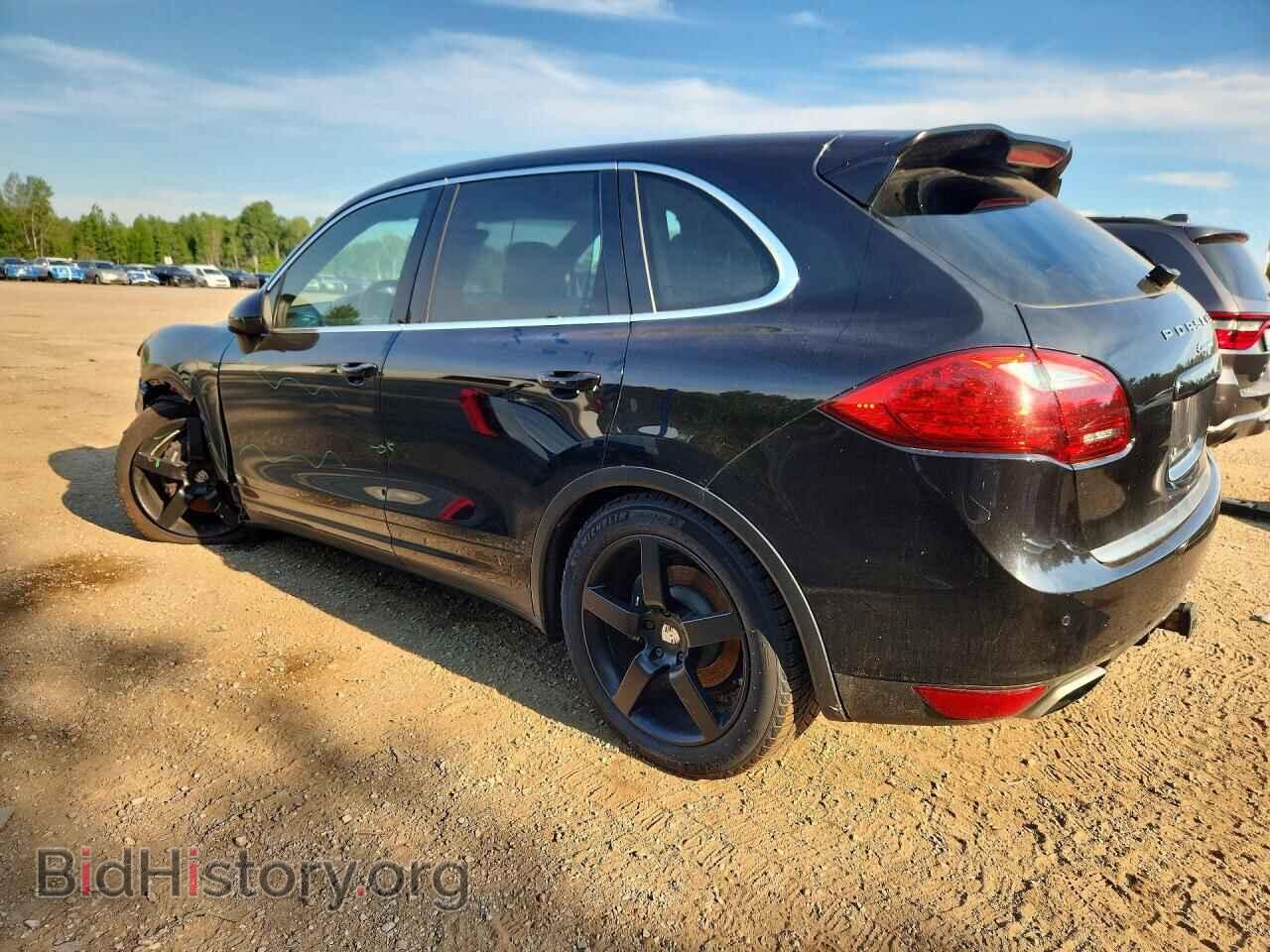 2013 PORSCHE CAYENNE - VIN: WP1AA2A23DLA11347 - Photo 2