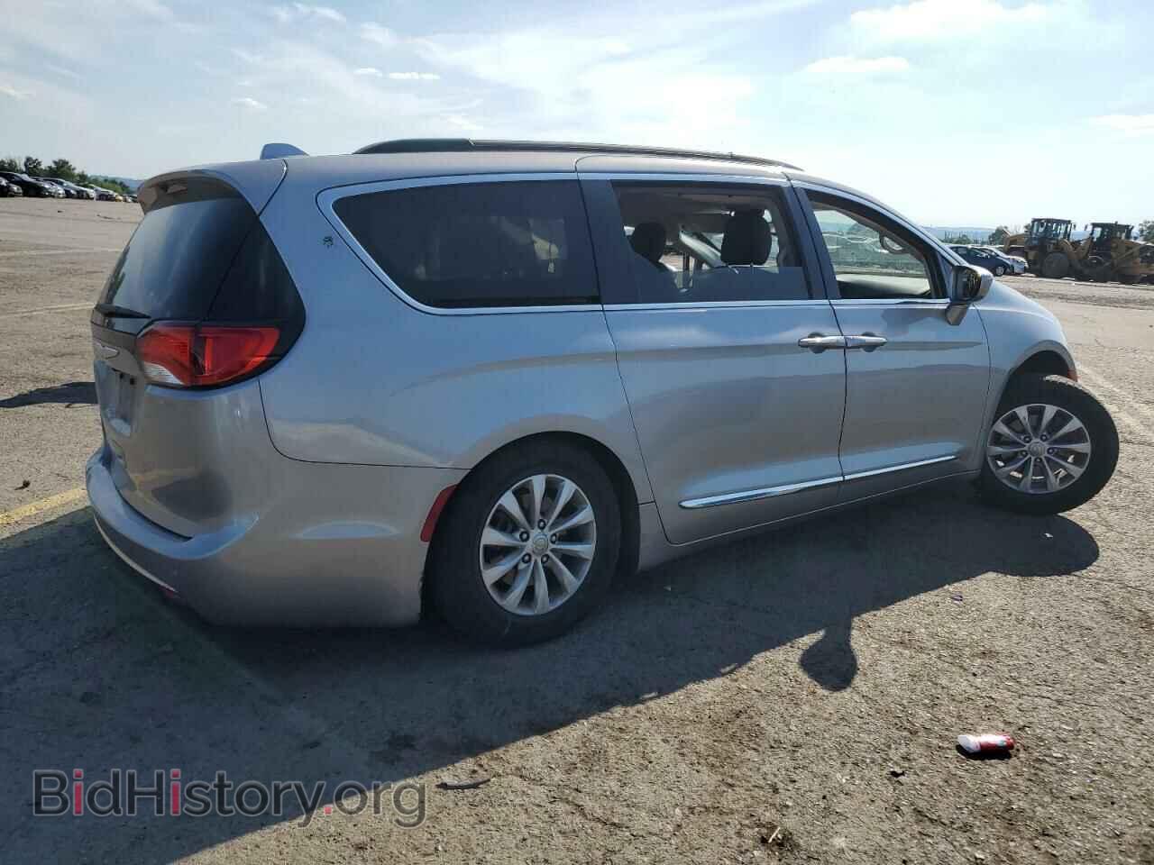 2017 CHRYSLER PACIFICA - VIN: 2C4RC1BG0HR753396 - Фото 3