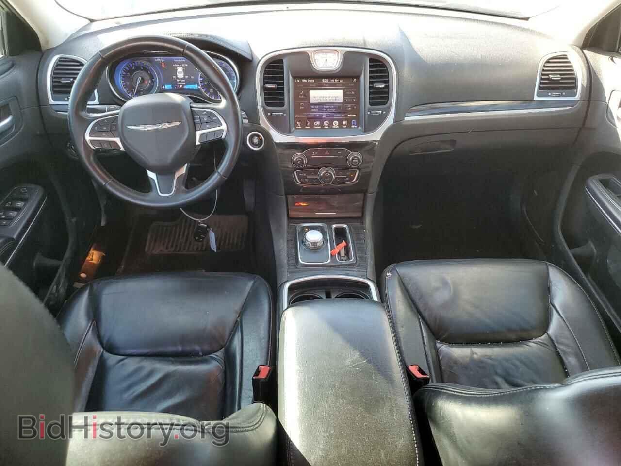 2016 CHRYSLER 300 - VIN: 2C3CCAAG0GH321035 - Фото 8