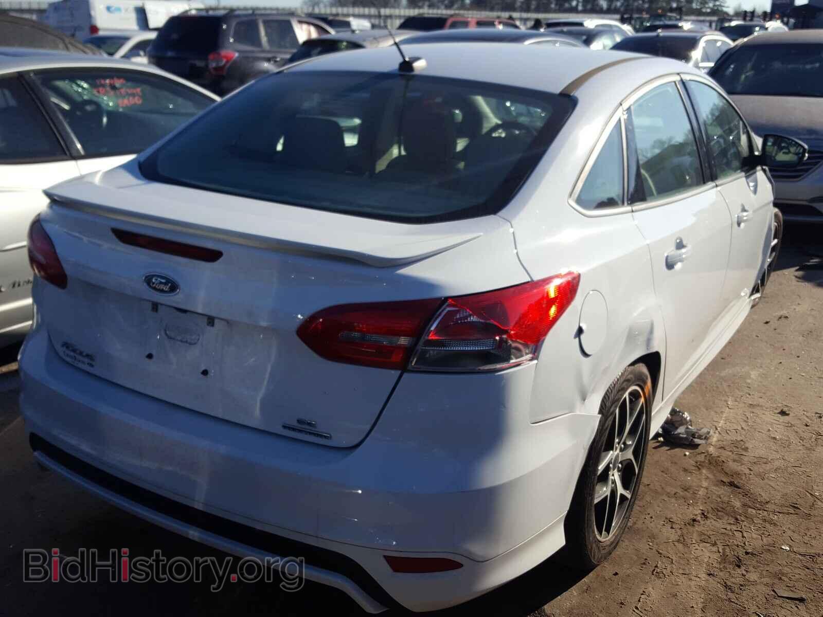 2016 FORD FOCUS - VIN: 1FADP3F22GL357556 - Photo 4