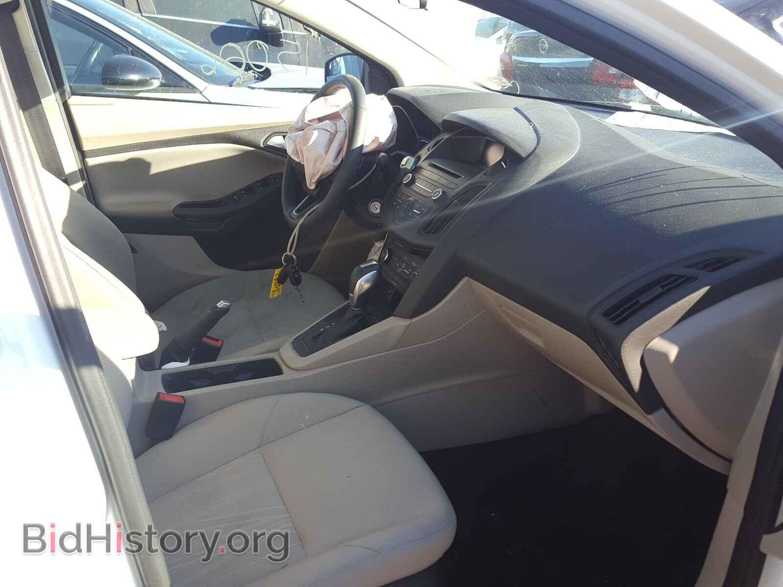2016 FORD FOCUS - VIN: 1FADP3F22GL357556 - Photo 5