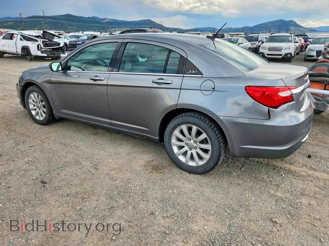 2012 CHRYSLER 200 - VIN: 1C3CCBBB2CN120764 - Photo 2