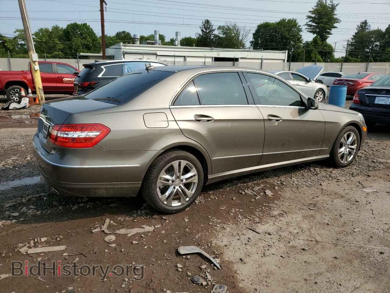 2011 MERCEDES-BENZ E-CLASS - VIN: WDDHF5GB4BA310662 - Фото 3