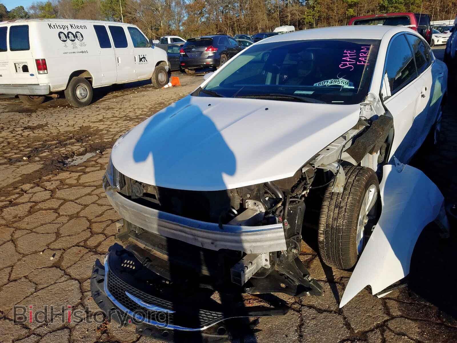 2016 CHRYSLER 200 - VIN: 1C3CCCABXGN131590 - Photo 2
