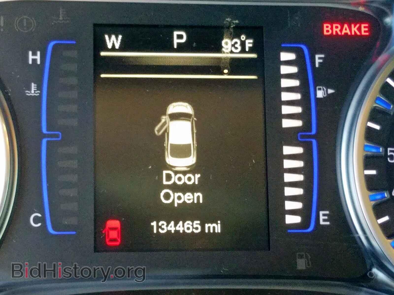2016 CHRYSLER 200 - VIN: 1C3CCCABXGN131590 - Photo 8