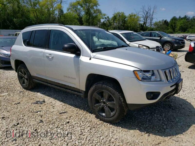 2012 Jeep COMPASS (VIN 1C4NJDBB7CD651079) — photo 4 of 12
