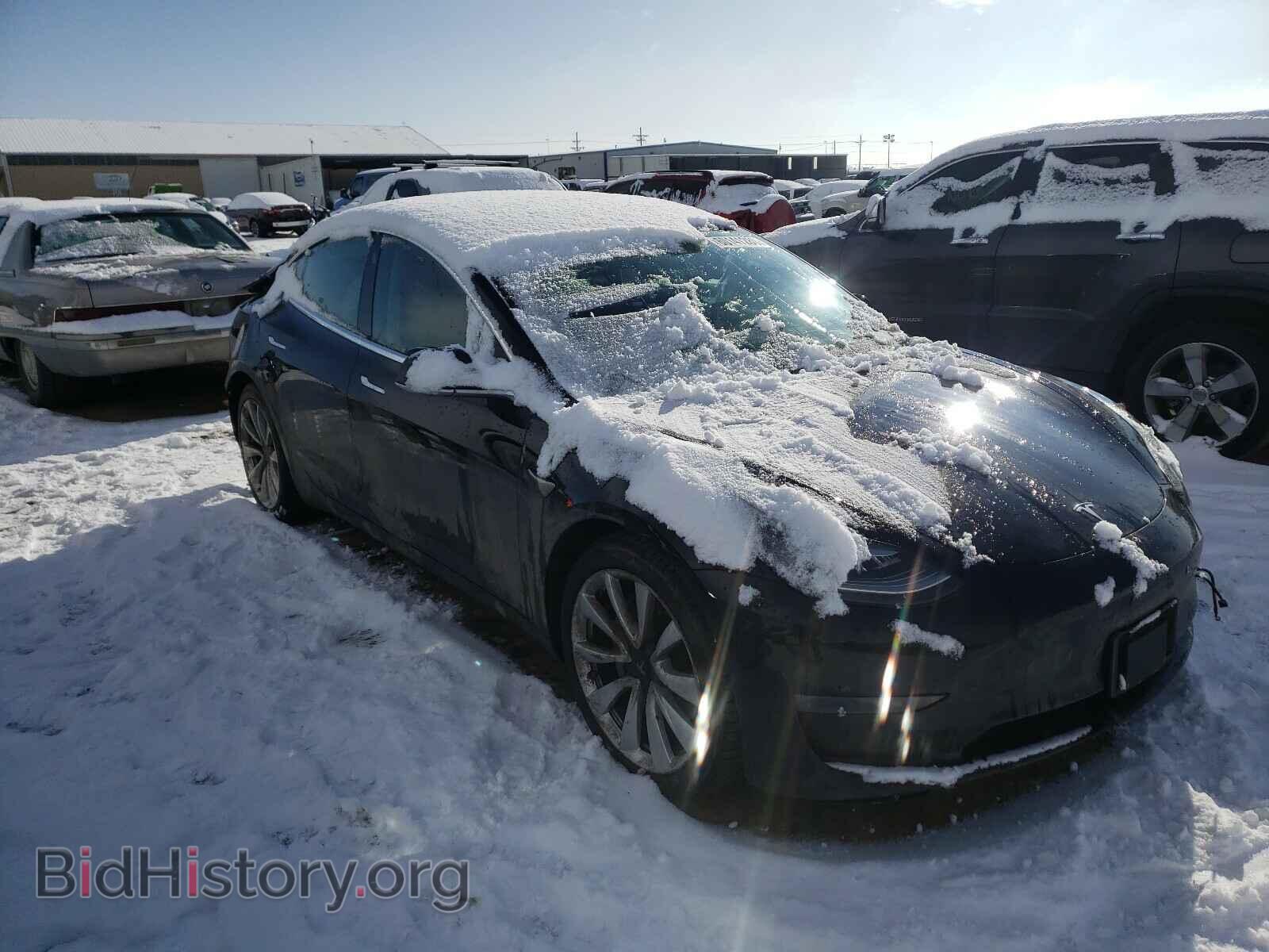 Фотография 5YJ3E1EB4JF109370 - TESLA MODEL 3 2018