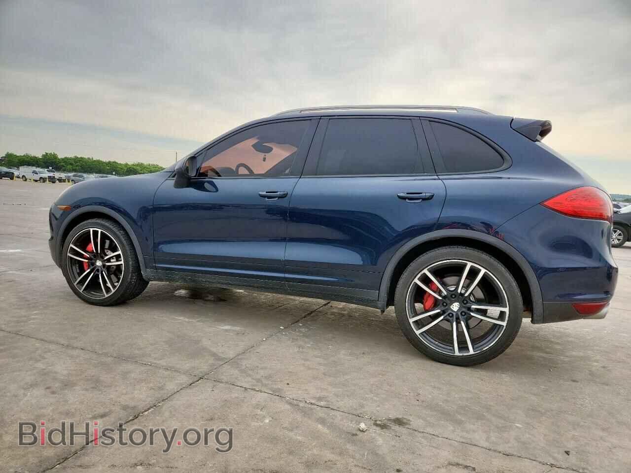2011 PORSCHE CAYENNE - VIN: WP1AC2A28BLA82499 - Фото 2