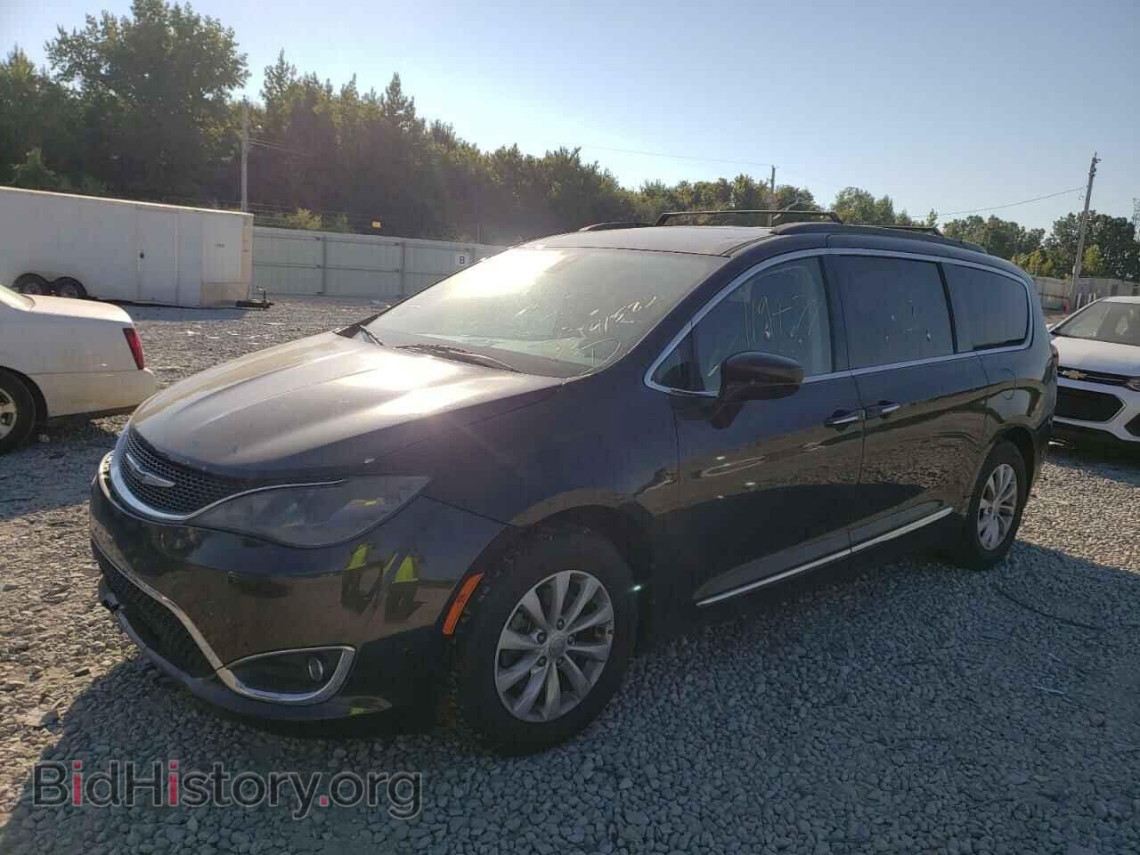 2017 CHRYSLER PACIFICA - VIN: 2C4RC1BG2HR648391 - Photo 2