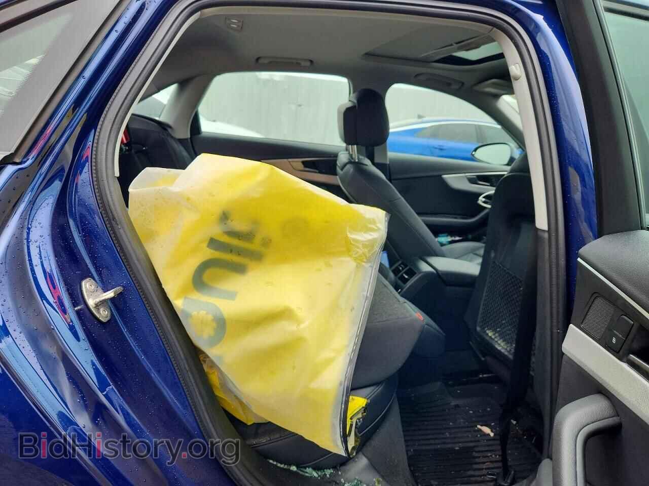 2018 AUDI A4 - VIN: WAUDNAF42JA065573 - Photo 10