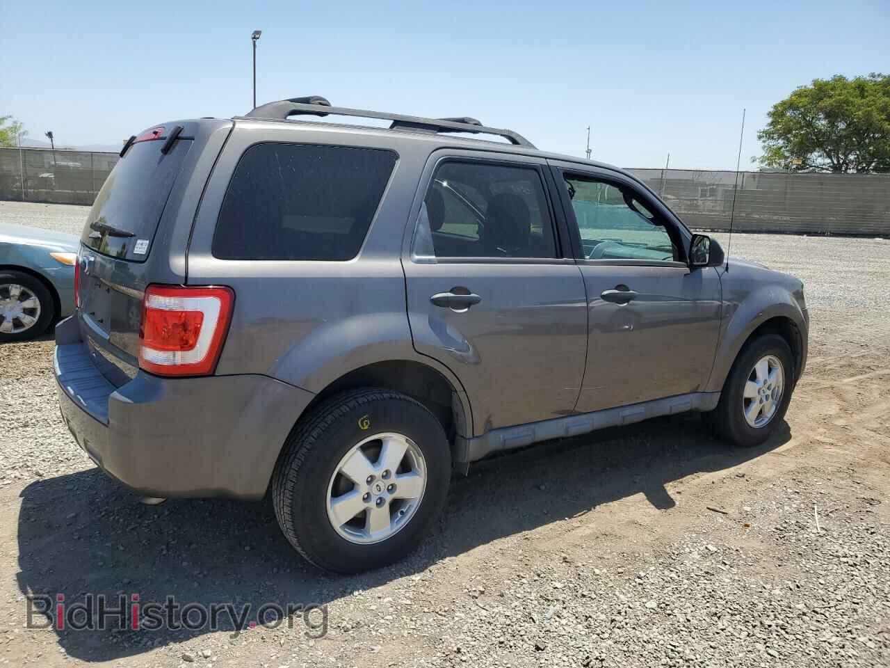2011 FORD ESCAPE - VIN: 1FMCU0D72BKB85891 - Фото 3