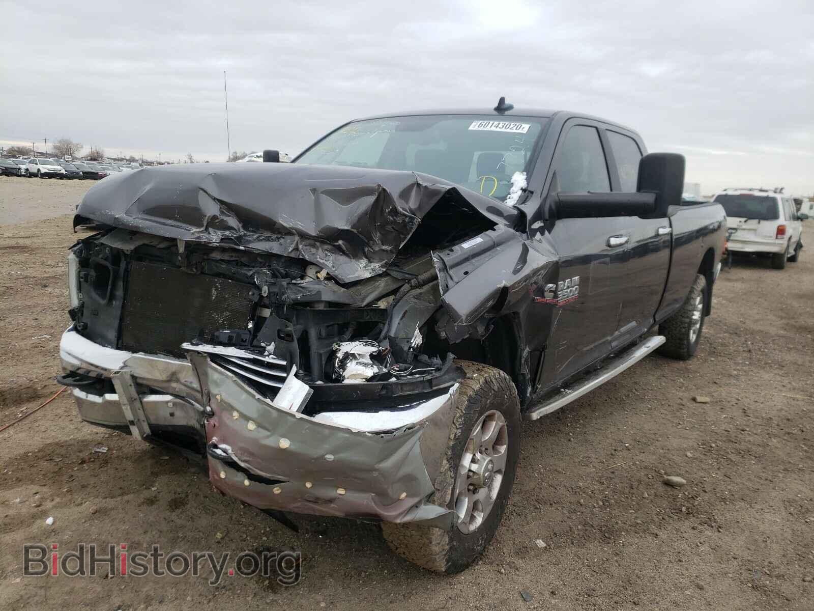 2016 RAM 3500 - VIN: 3C63R3HL1GG137724 - Photo 2