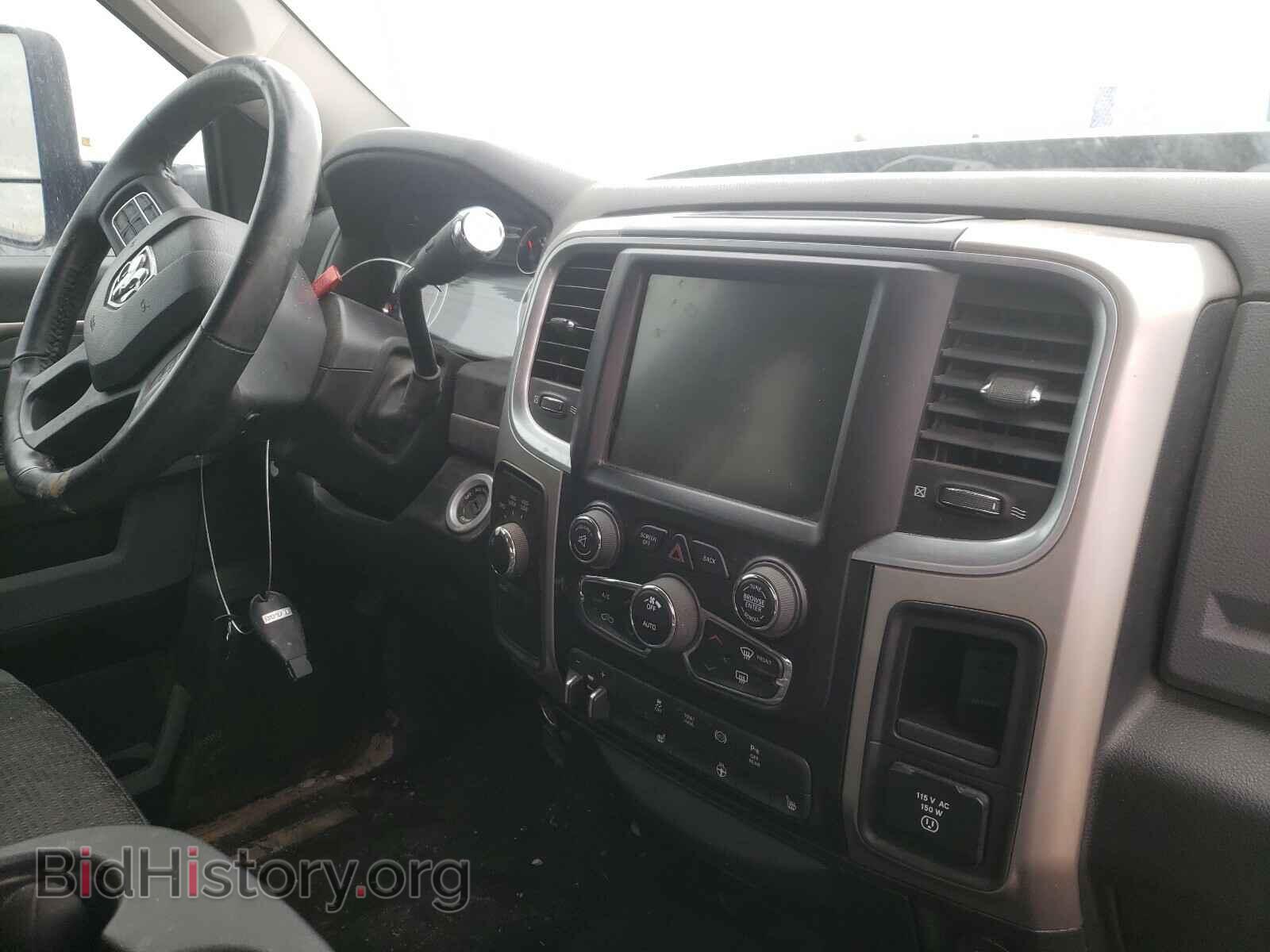 2016 RAM 3500 - VIN: 3C63R3HL1GG137724 - Photo 9