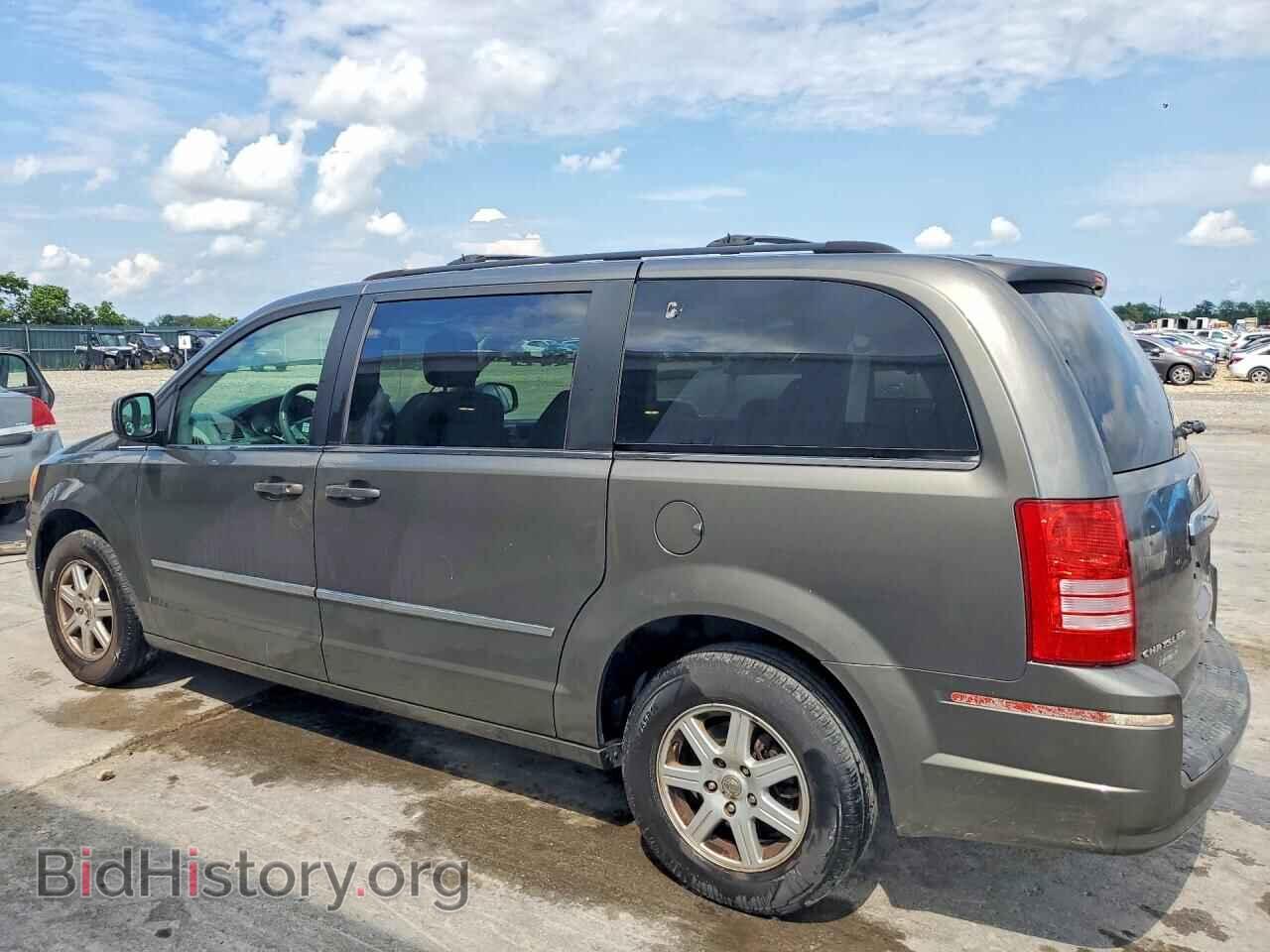 2010 CHRYSLER MINIVAN - VIN: 2A4RR5D12AR415951 - Фото 2