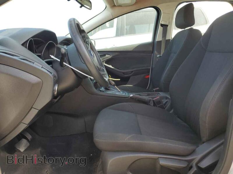 2016 Ford FOCUS (VIN 1FADP3E28GL339323) — фото 7 из 12