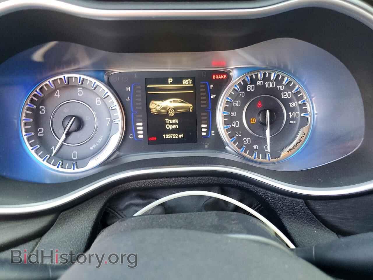 2015 CHRYSLER 200 - VIN: 1C3CCCABXFN533575 - Photo 9
