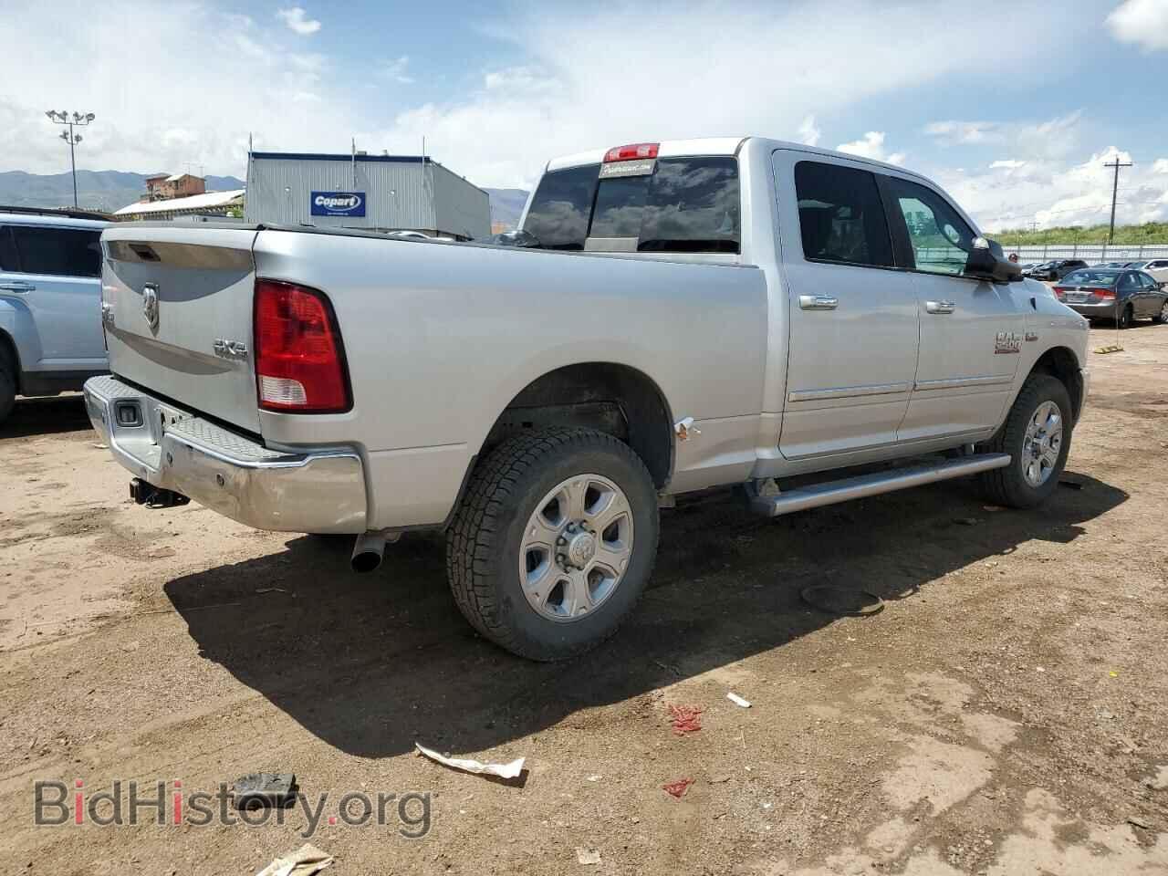 2015 RAM All Models - VIN: 3C6UR5DJ9FG673131 - Photo 3